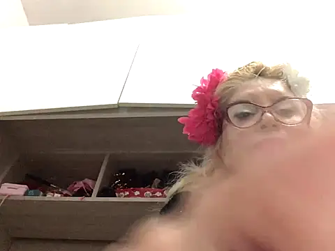 manyaporno online show from December 4, 2024, 2:48 pm