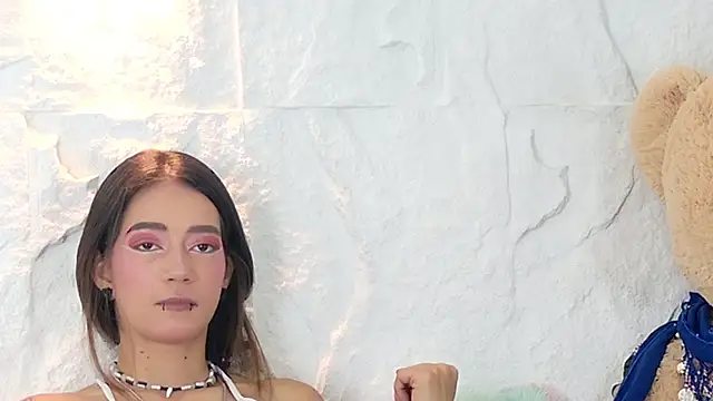 zorravioletta1 online show from October 3, 2025, 6:05 pm