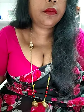 Snapshot of Swapna_143 chatting on October 31, 2025, 2:56 am Swapna 143 online show from October 31, 2025, 2:56 am
