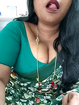 Snapshot of Swapna_143 chatting on November 2, 2025, 4:59 am Swapna 143 online show from November 2, 2025, 4:59 am