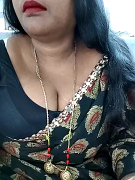 Snapshot of Swapna_143 chatting on November 23, 2025, 2:55 am Swapna 143 online show from November 23, 2025, 2:55 am