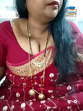 Snapshot of Swapna_143 chatting on November 28, 2025, 4:48 am Swapna 143 online show from November 28, 2025, 4:48 am