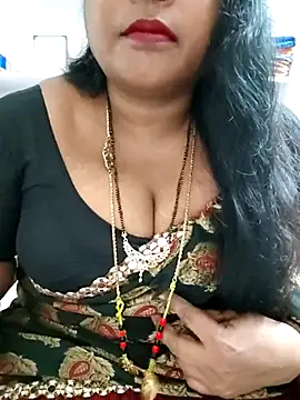 Snapshot of Swapna_143 chatting on December 4, 2025, 4:38 pm Swapna 143 online show from December 4, 2025, 4:38 pm
