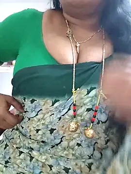 Snapshot of Swapna_143 chatting on December 15, 2025, 4:55 pm Swapna 143 online show from December 15, 2025, 4:55 pm