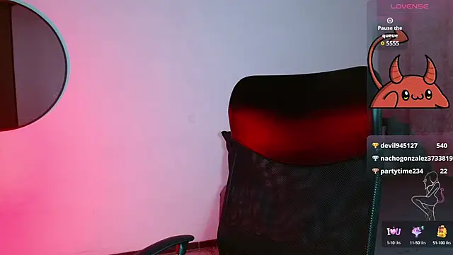 Snapshot of LilithMadness chatting on December 29, 2024, 6:03 am LilithMadness online show from December 29, 2024, 6:03 am