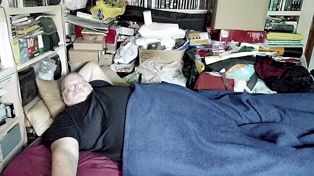 hadeszeuss2 online show from February 22, 2025, 2:41 pm