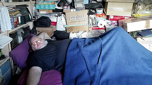 hadeszeuss2 online show from December 15, 2025, 2:54 pm