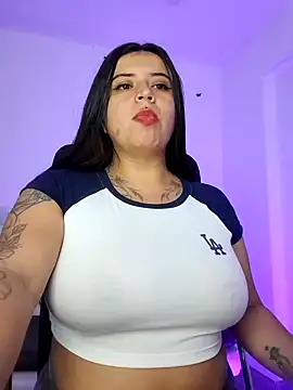 Devilsweet17 online show from January 4, 2025, 12:27 am