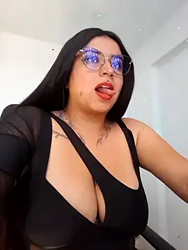 Devilsweet17 online show from January 18, 2025, 4:42 pm