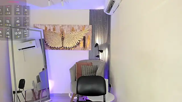 emma alice  online show from January 27, 2025, 6:52 pm