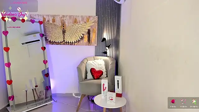 emma alice  online show from January 31, 2025, 3:33 pm