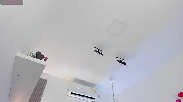 emma alice  online show from February 13, 2026, 10:33 am