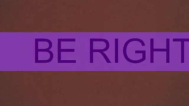 Snapshot of UniversitygirlQS chatting on December 13, 2024, 12:53 am UniversitygirlQS online show from December 13, 2024, 12:53 am