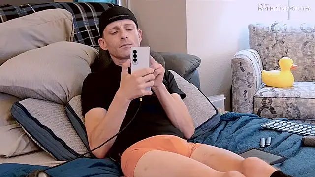 Dilldough405 online show from September 20, 2025, 5:36 pm