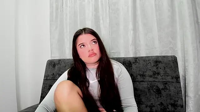 Snapshot of Tender_lia chatting on December 22, 2025, 5:15 am Tender lia online show from December 22, 2025, 5:15 am