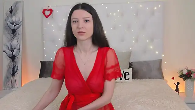 Snapshot of --Daniella- chatting on May 4, 2026, 4:30 am --Daniella- online show from May 4, 2026, 4:30 am