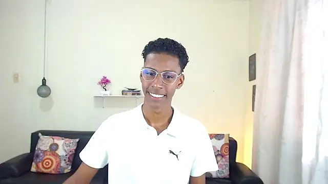 Snapshot of maiki18_ chatting on January 27, 2025, 1:41 pm maiki18 online show from January 27, 2025, 1:41 pm