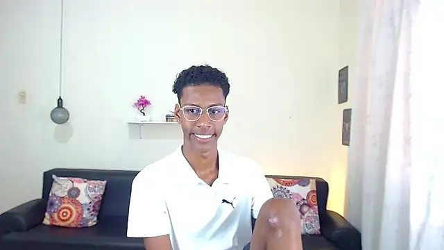 Snapshot of maiki18_ chatting on January 27, 2025, 7:46 pm maiki18 online show from January 27, 2025, 7:46 pm