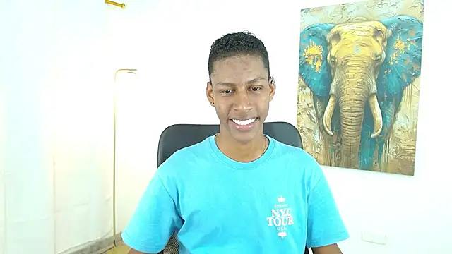 Snapshot of maiki18_ chatting on October 15, 2025, 8:53 pm maiki18 online show from October 15, 2025, 8:53 pm