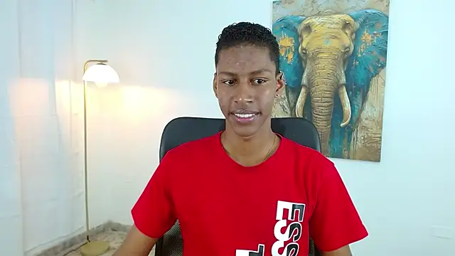 Snapshot of maiki18_ chatting on October 18, 2025, 1:56 pm maiki18 online show from October 18, 2025, 1:56 pm