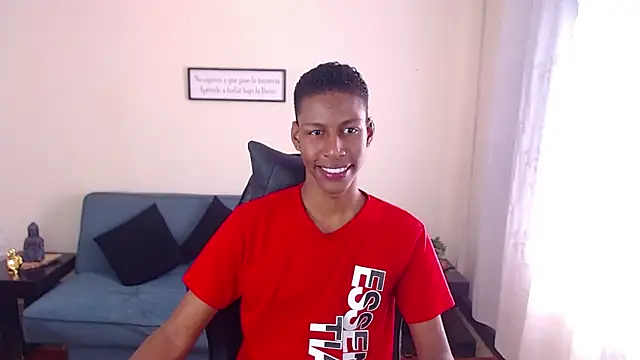 Snapshot of maiki18_ chatting on November 22, 2025, 2:16 pm maiki18 online show from November 22, 2025, 2:16 pm