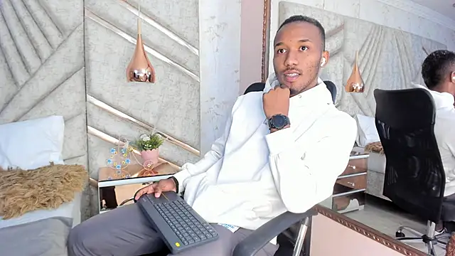 JamesParck online show from January 10, 2025, 12:15 pm