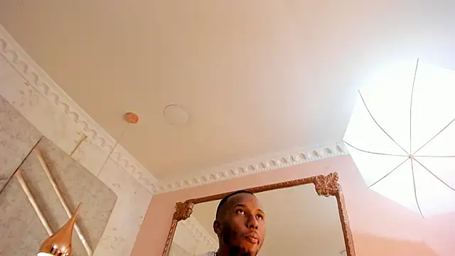 JamesParck online show from January 27, 2025, 6:20 pm