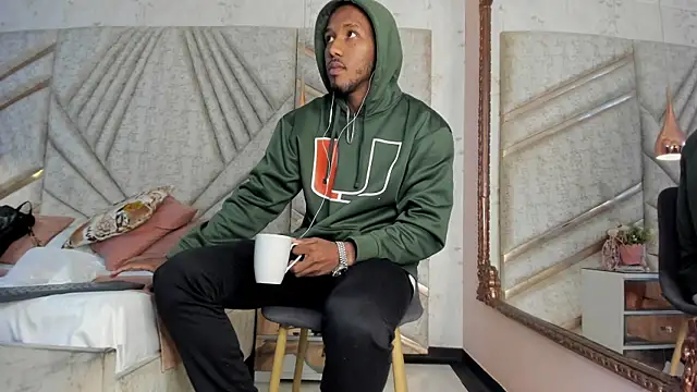 JamesParck online show from March 19, 2025, 12:01 pm