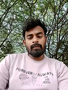 rayhan085 online show from November 22, 2025, 9:19 am