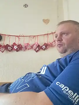 Snapshot of ShyBoy1982 chatting on February 18, 2025, 2:06 pm ShyBoy1982 online show from February 18, 2025, 2:06 pm