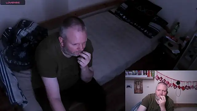 Snapshot of ShyBoy1982 chatting on March 23, 2025, 2:04 am ShyBoy1982 online show from March 23, 2025, 2:04 am