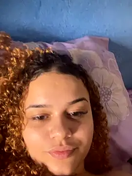 Snapshot of Lolacavalona chatting on September 25, 2025, 3:54 am Lolacavalona online show from September 25, 2025, 3:54 am