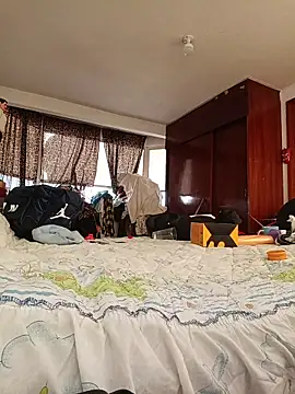 jperezofficial1 online show from November 24, 2025, 7:57 pm