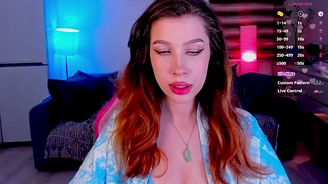 Snapshot of tenderdreams chatting on December 5, 2025, 5:42 pm tenderdreams online show from December 5, 2025, 5:42 pm