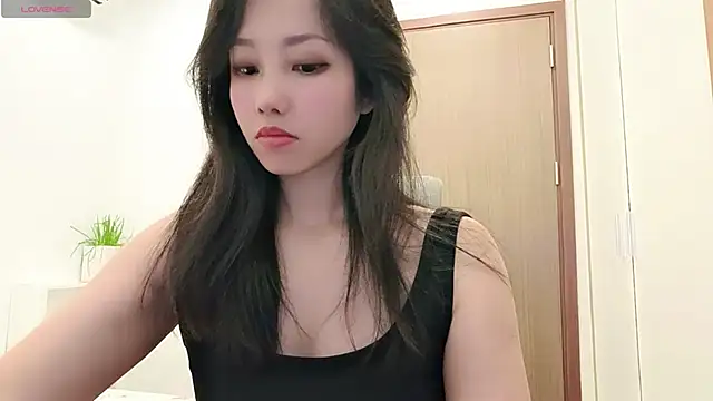 Sugar2k5 online show from May 20, 2026, 2:40 am