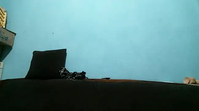 cocolicky online show from March 8, 2025, 3:50 am