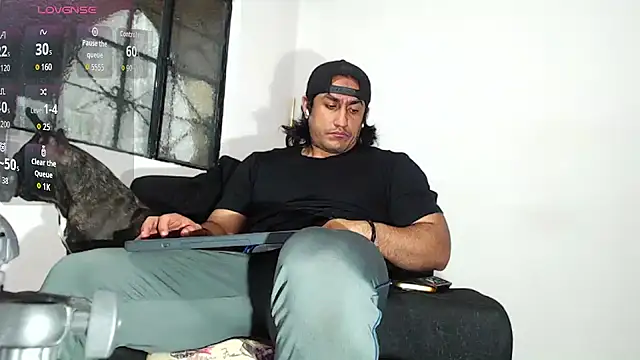 Snapshot of willian_m777 chatting on December 23, 2025, 3:59 am willian m777 online show from December 23, 2025, 3:59 am