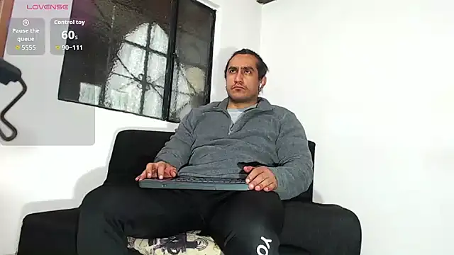 Snapshot of willian_m777 chatting on January 6, 2026, 4:16 am willian m777 online show from January 6, 2026, 4:16 am