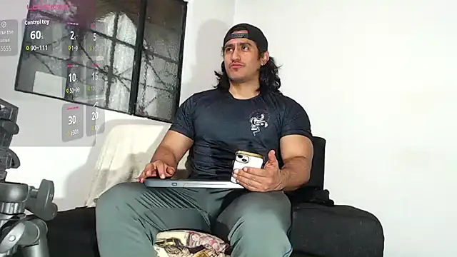 Snapshot of willian_m777 chatting on February 8, 2026, 3:10 am willian m777 online show from February 8, 2026, 3:10 am