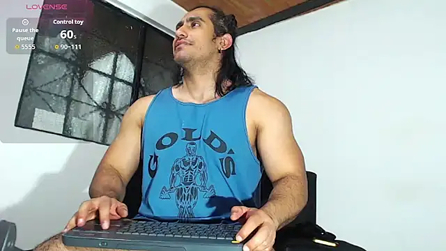 Snapshot of willian_m777 chatting on February 10, 2026, 4:27 am willian m777 online show from February 10, 2026, 4:27 am