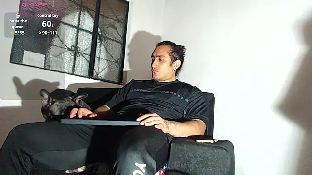 Snapshot of willian_m777 chatting on February 14, 2026, 4:09 am willian m777 online show from February 14, 2026, 4:09 am