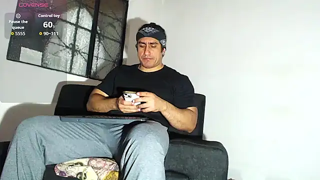 Snapshot of willian_m777 chatting on February 19, 2026, 4:08 am willian m777 online show from February 19, 2026, 4:08 am