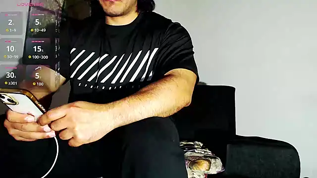 Snapshot of willian_m777 chatting on March 26, 2026, 4:40 am willian m777 online show from March 26, 2026, 4:40 am