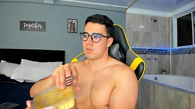 owengray2n online show from January 21, 2025, 12:46 am