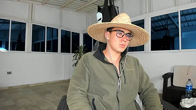 owengray2n online show from January 24, 2025, 1:56 am