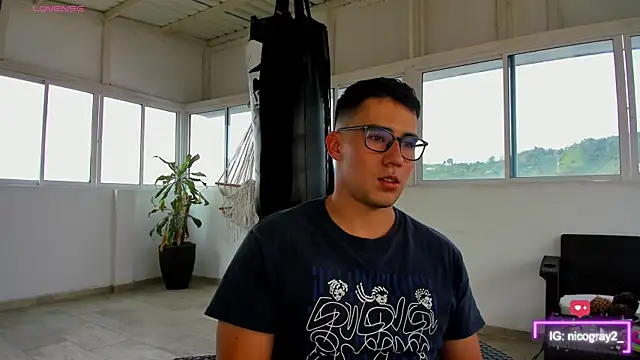 owengray2n online show from March 16, 2025, 9:47 pm