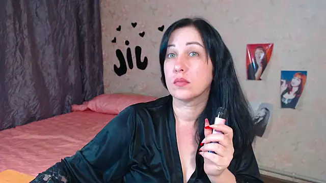 JillStevens online show from November 21, 2025, 4:00 am