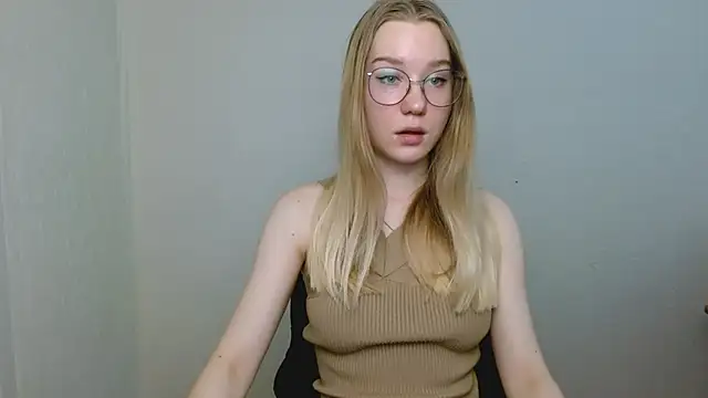 cindi hot online show from January 14, 2026, 11:16 am