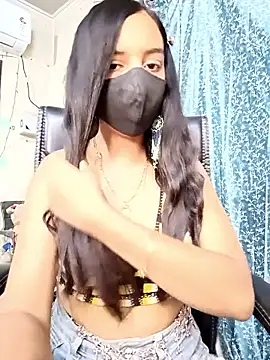Snapshot of Parinaaz18 chatting on April 20, 2026, 1:47 pm Parinaaz18 online show from April 20, 2026, 1:47 pm