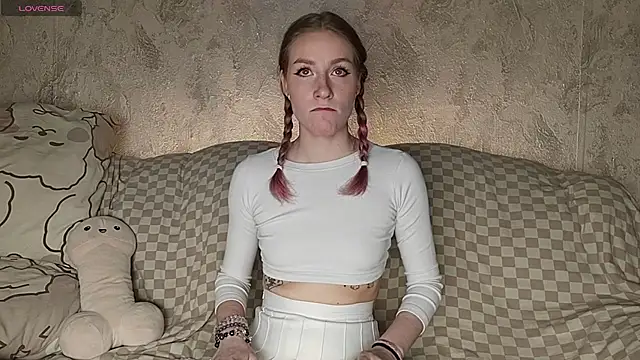 Lillian Lahot online show from March 20, 2026, 2:11 pm